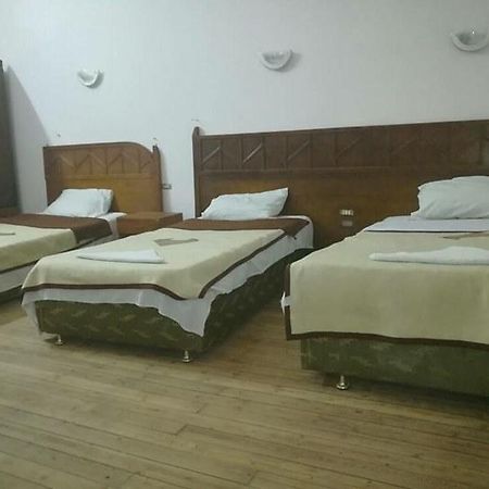 Louris Inn Hotel Каир Экстерьер фото